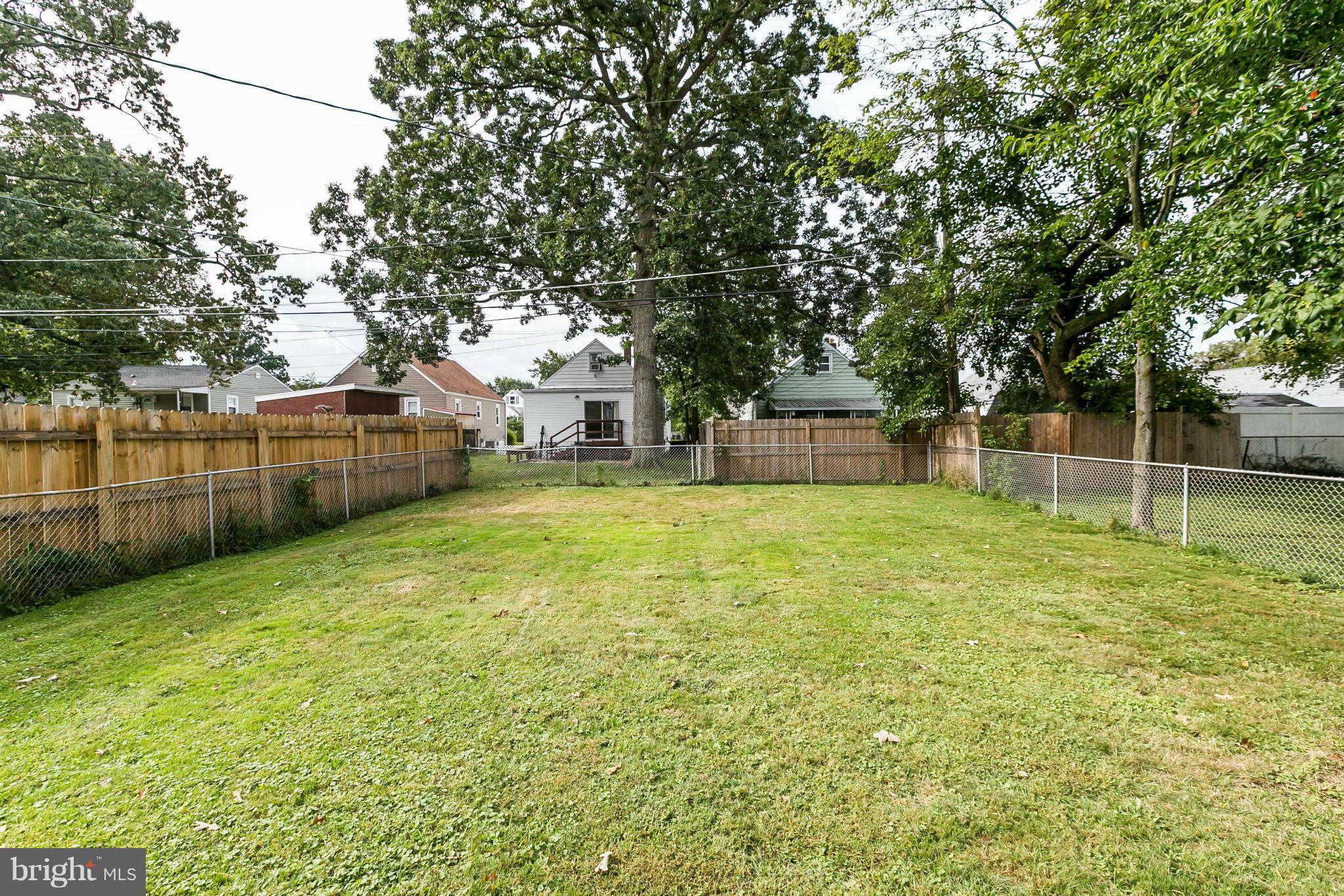2515 Wentworth Road Baltimore, MD 21234 - Photo 24 of 30 Rear yard
