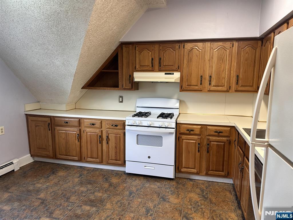 211 Woodside Avenue, Unit 3 Ridgewood, NJ 07450 - Photo 3 of 9