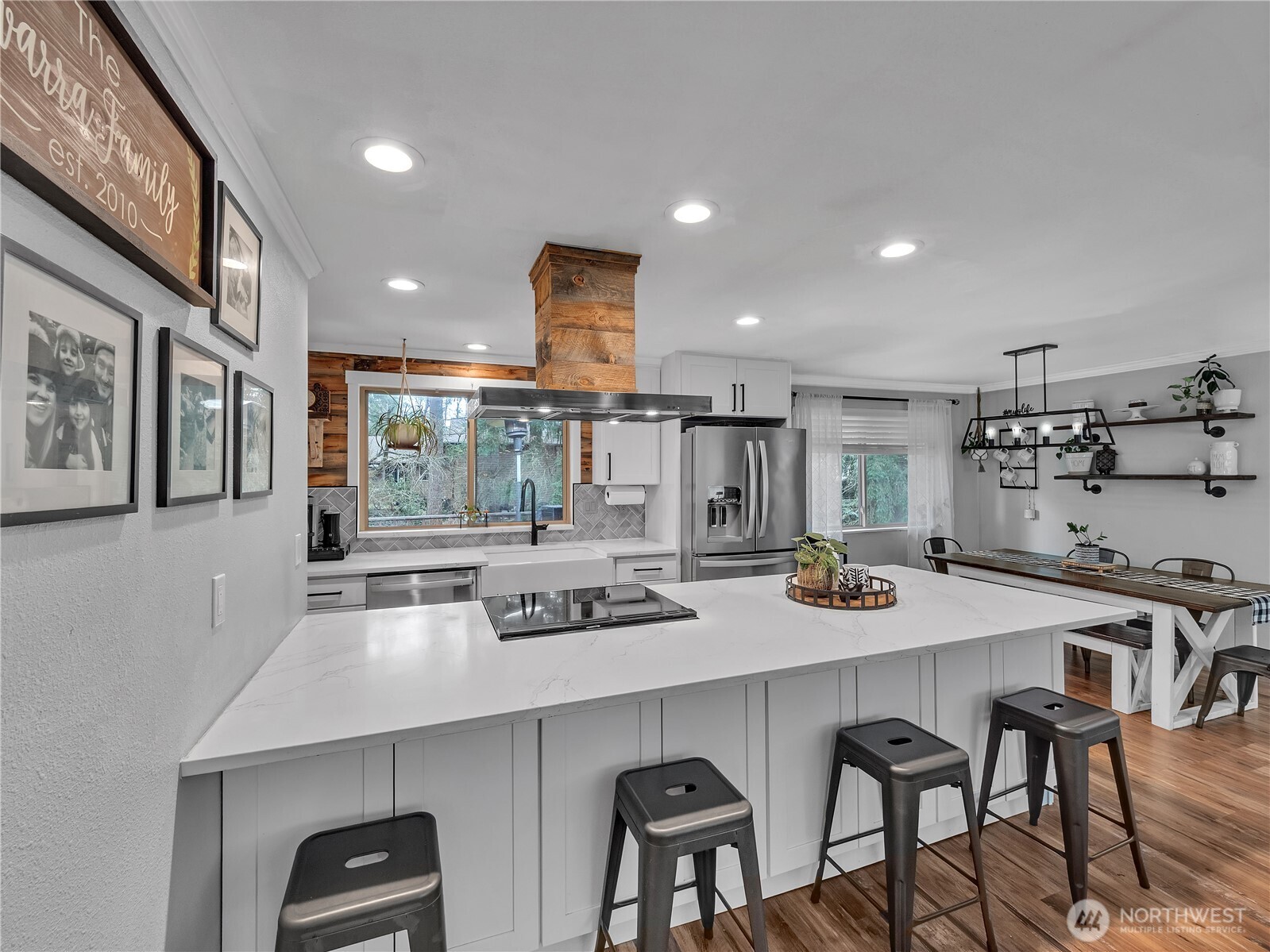 22423 Southeast 321st Street Kent, WA 98042 - Photo 7 of 33