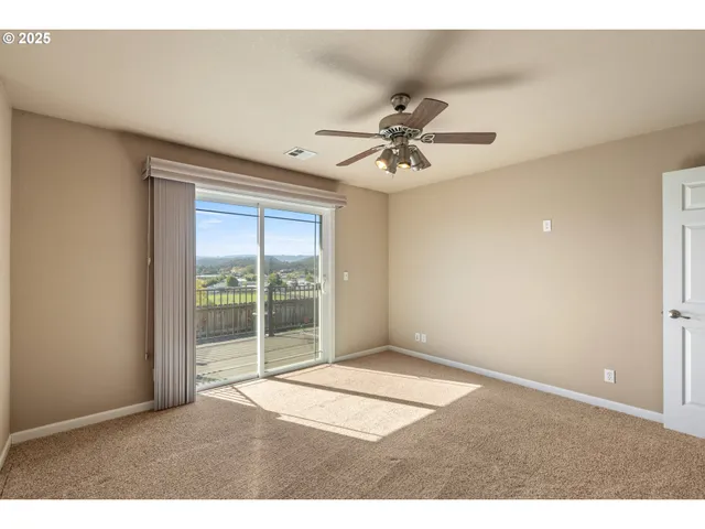 $439,000 | 1884 Northeast Sunset Street, Roseburg, OR 97470