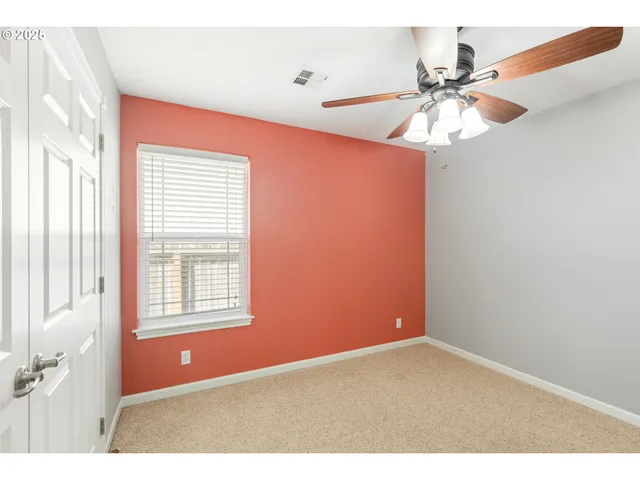 $439,000 | 1884 Northeast Sunset Street, Roseburg, OR 97470