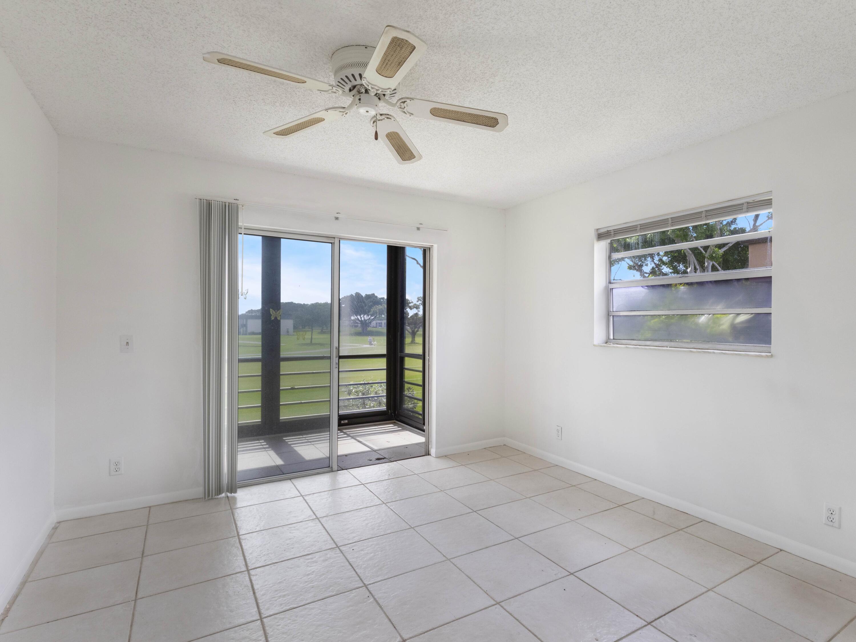30 Flanders A Delray Beach, FL 33484 - Photo 13 of 38 Guest Bedroom