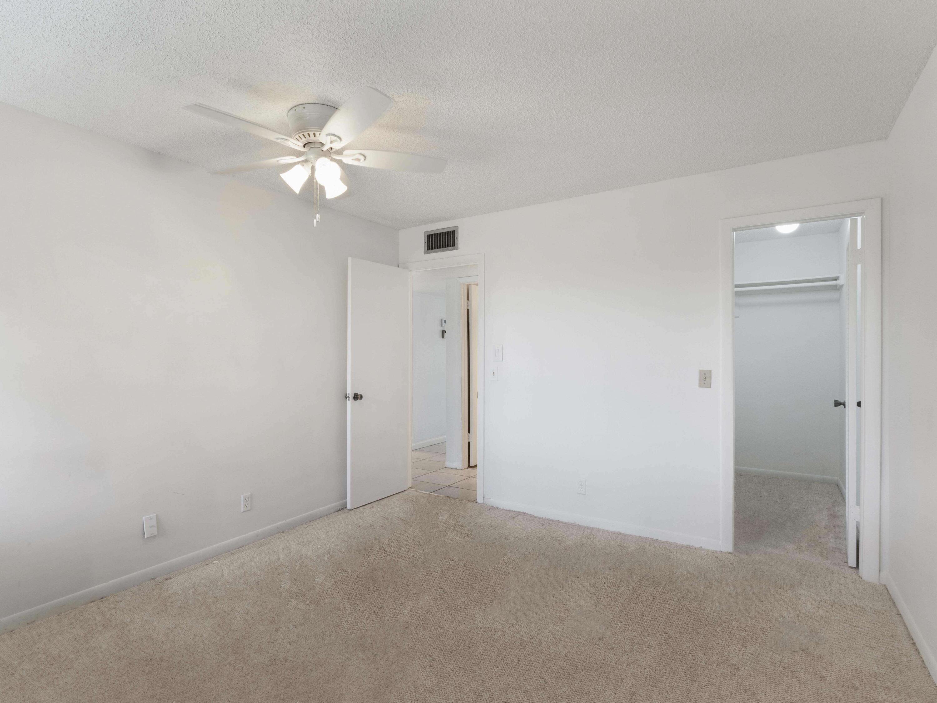 30 Flanders A Delray Beach, FL 33484 - Photo 17 of 38 Primary Bedroom