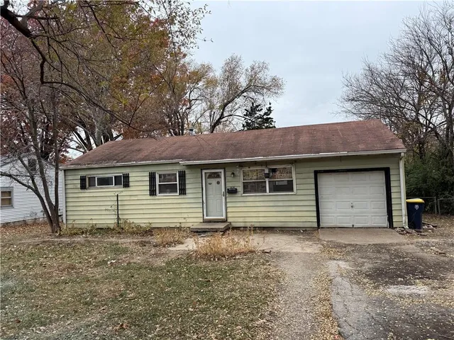 $119,000 | 8618 Corrington Avenue, Kansas City, MO 64138