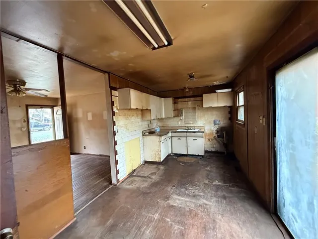 $119,000 | 8618 Corrington Avenue, Kansas City, MO 64138