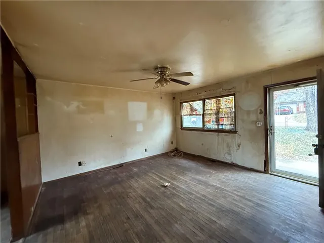 $119,000 | 8618 Corrington Avenue, Kansas City, MO 64138