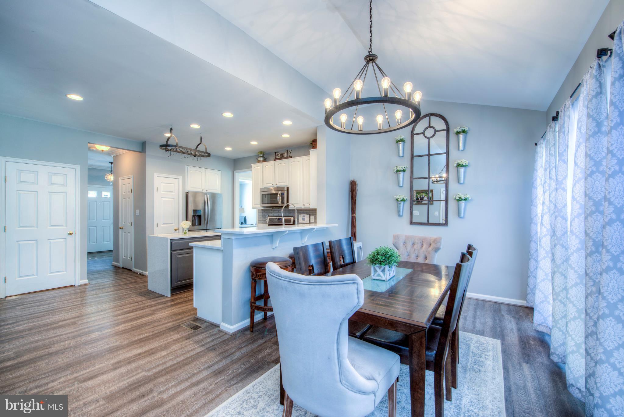 81 Riggs Road Fredericksburg, VA 22405 - Photo 11 of 30 Gorgeous Morning Room with Vaulted Ceiling