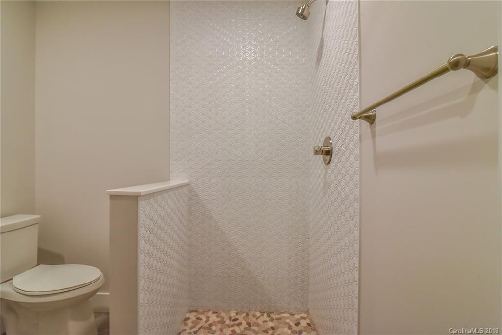33 Ridgelawn Road Asheville, NC 28806 - Photo 20 of 27 Gallery Image 20