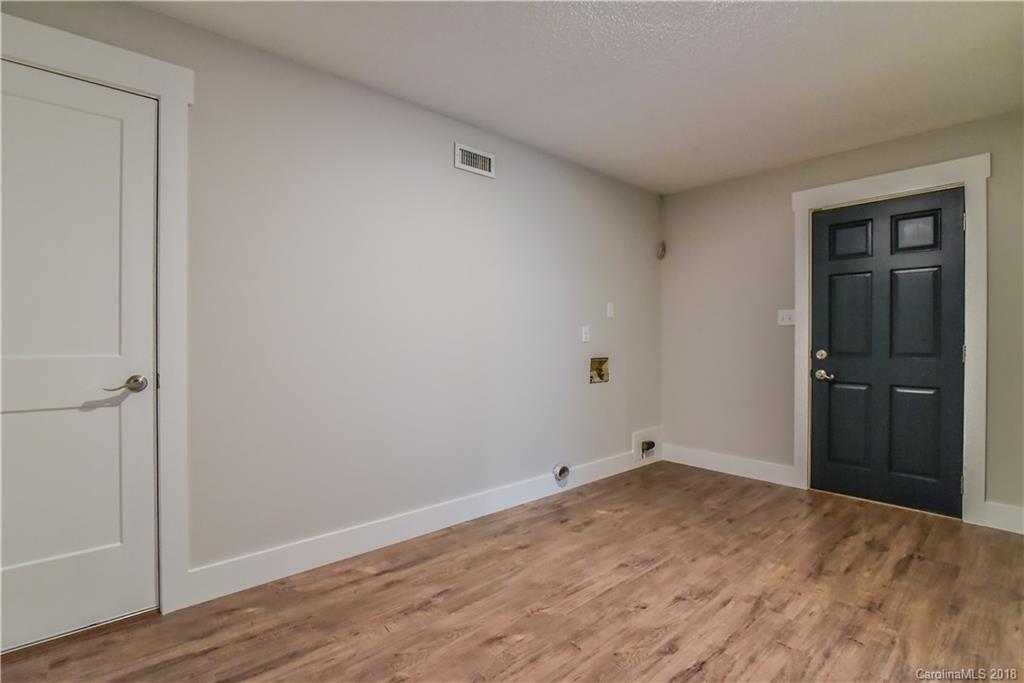 33 Ridgelawn Road Asheville, NC 28806 - Photo 22 of 27 Gallery Image 22