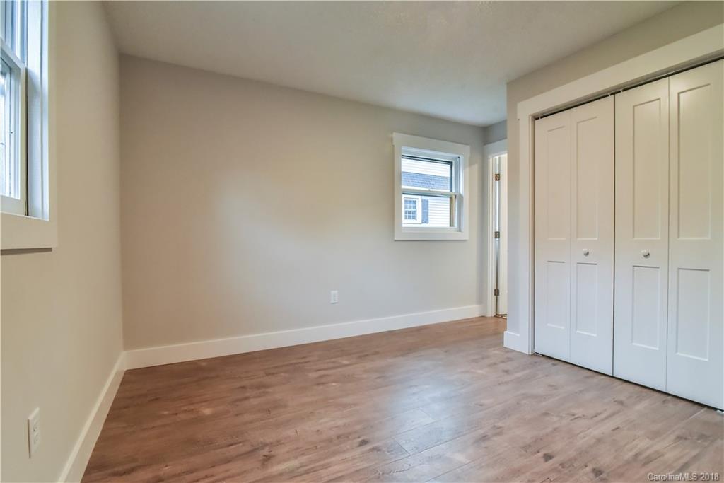 33 Ridgelawn Road Asheville, NC 28806 - Photo 10 of 27 Gallery Image 10
