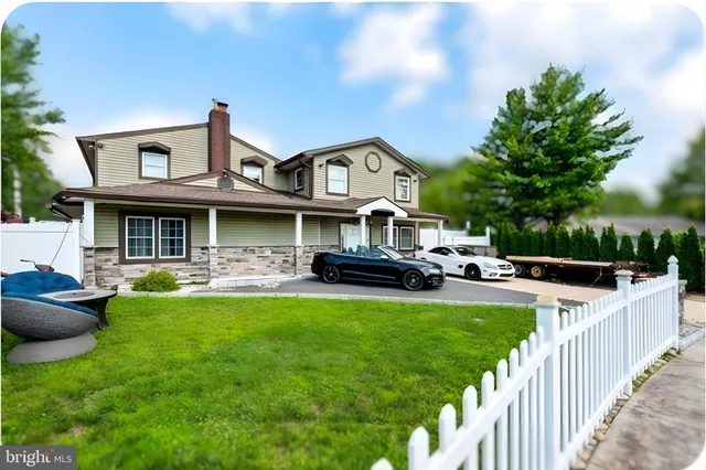 $5,000 | 79 Gridiron Road, Levittown, PA 19057