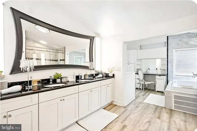 $5,000 | 79 Gridiron Road, Levittown, PA 19057