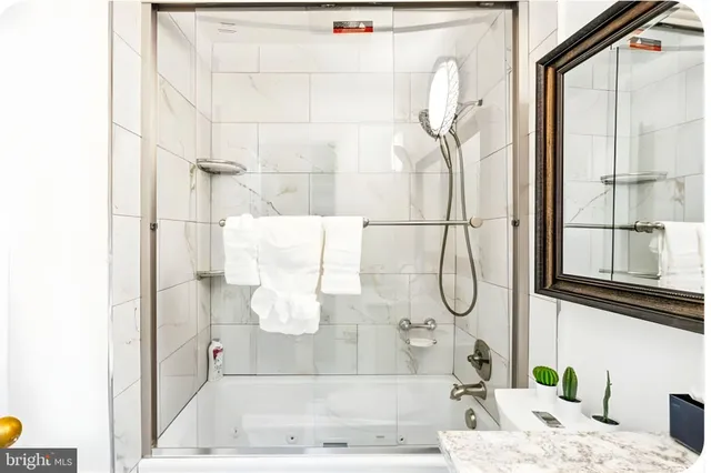 $5,000 | 79 Gridiron Road, Levittown, PA 19057