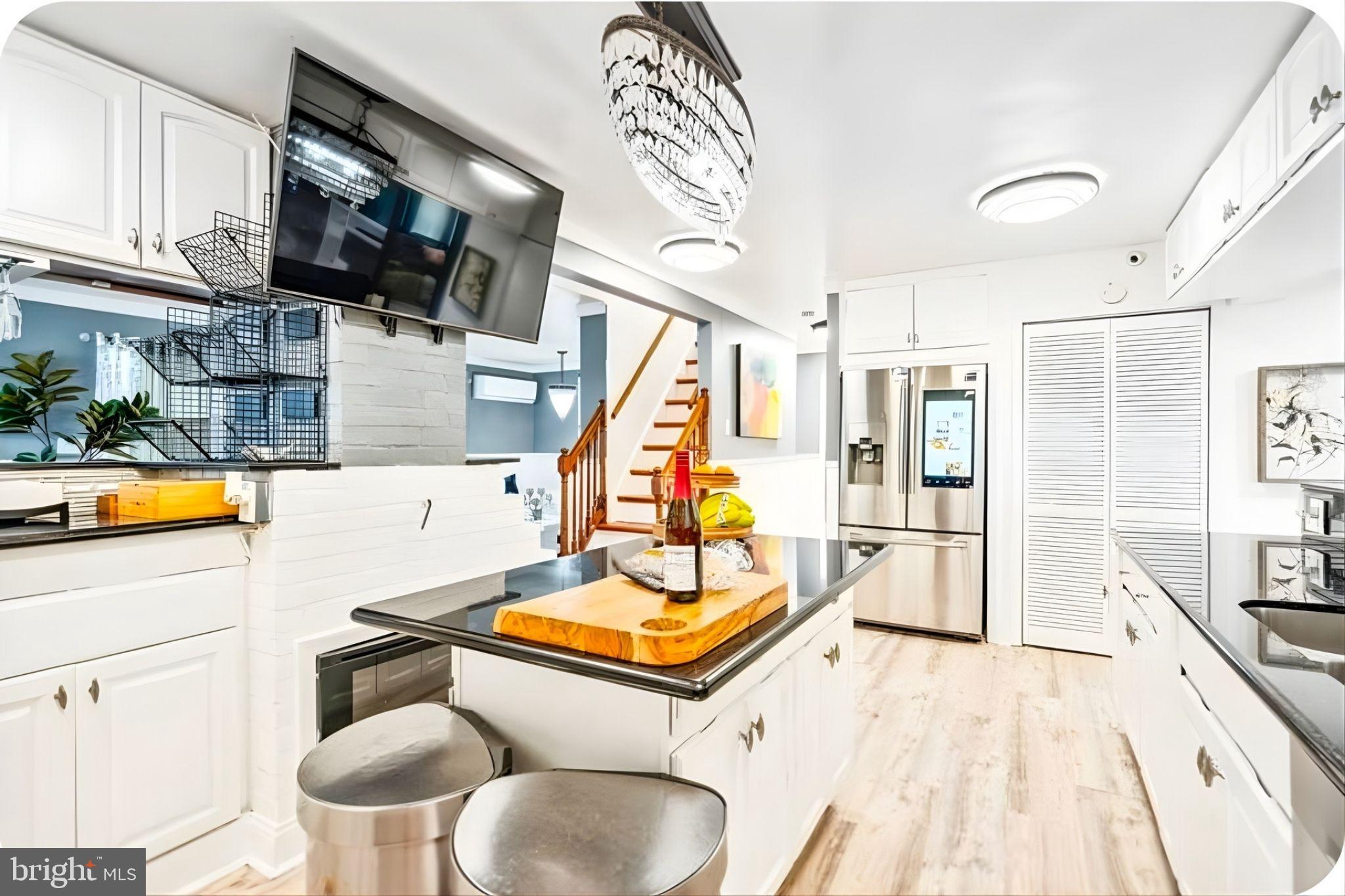 79 Gridiron Road Levittown, PA 19057 - Photo 5 of 50