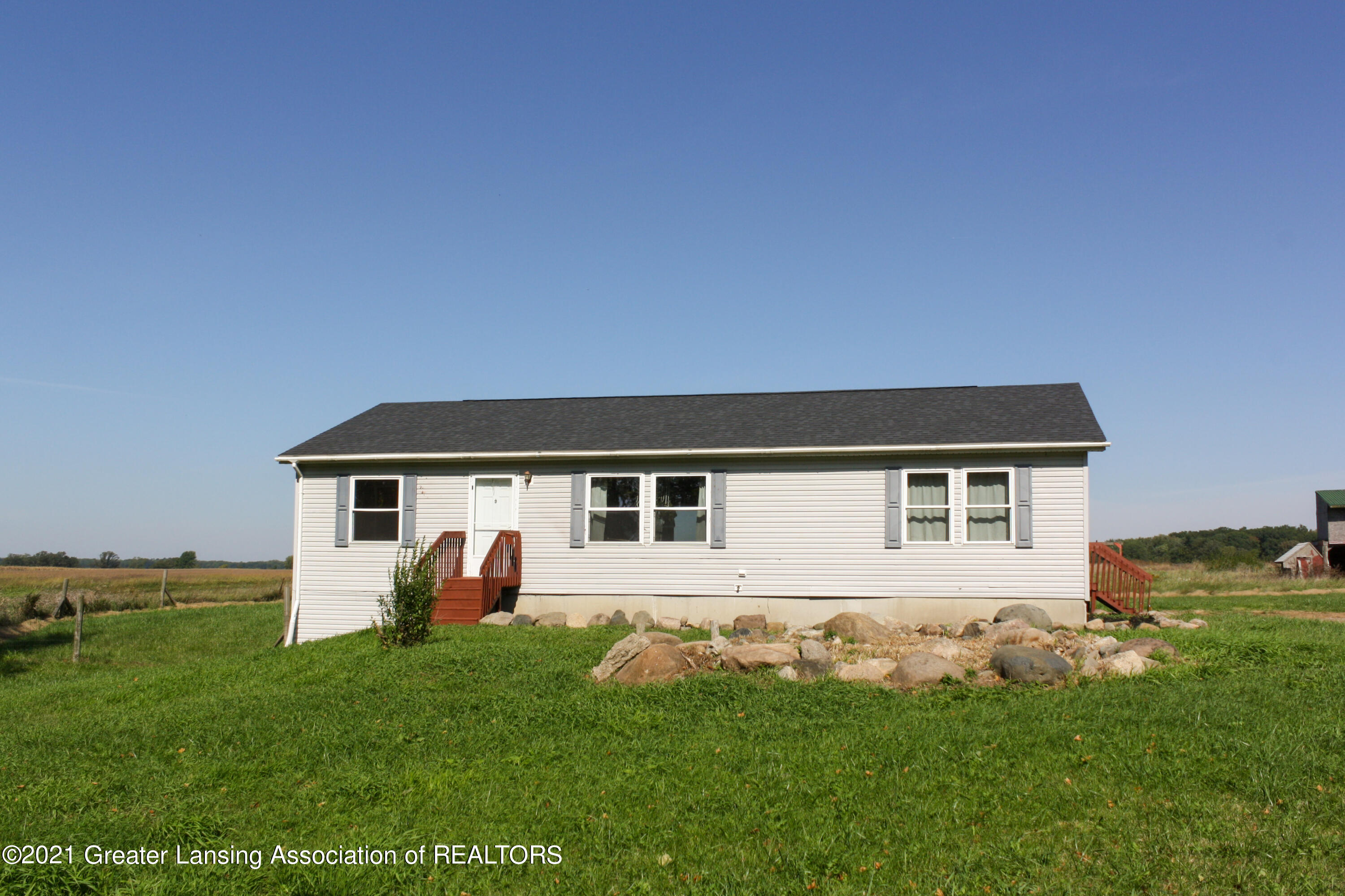 11429 Barnes Road Portland, MI 48875 - Photo 27 of 28 Back