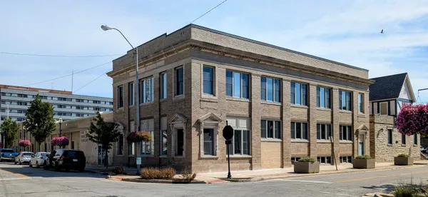 $13,400 | 300 North Union Street, Kokomo, IN 46901
