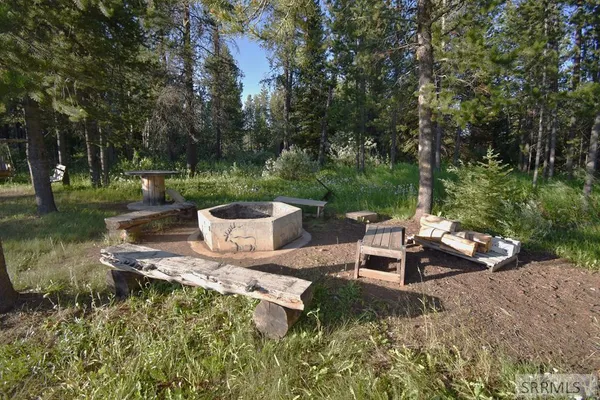 $1,999,990 | 3555 Yale Kilgore Road, Island Park, ID 83429