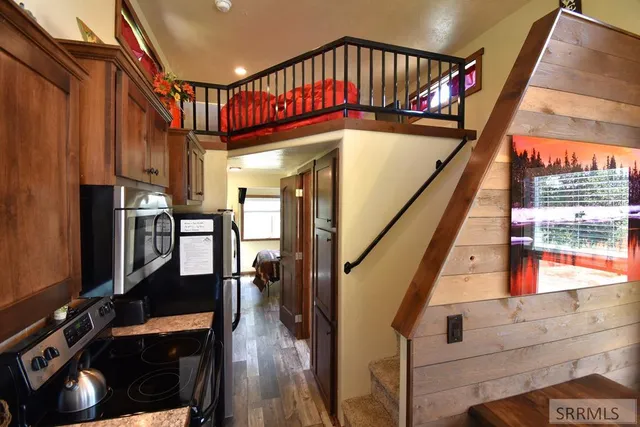 $1,999,990 | 3555 Yale Kilgore Road, Island Park, ID 83429