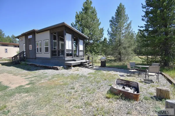 $1,999,990 | 3555 Yale Kilgore Road, Island Park, ID 83429