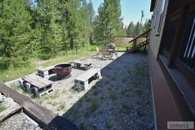 $1,999,990 | 3555 Yale Kilgore Road, Island Park, ID 83429