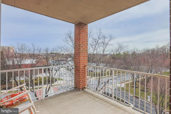 $475,000 | 600 Straffan Drive, Unit 405, Lutherville-Timonium, MD 21093
