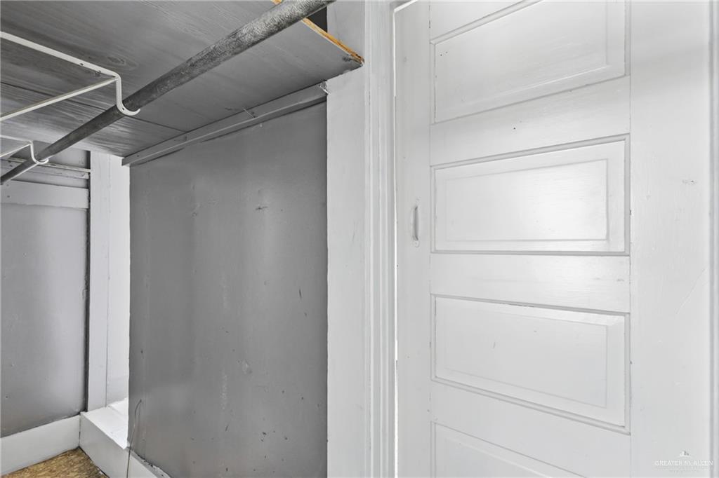 101 Ash Street Donna, TX 78537 - Photo 10 of 14 a view of an empty room