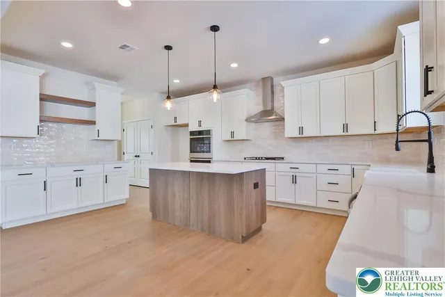 $729,900 | 353 Abby Road, Unit LOT 40, Macungie, PA 18062