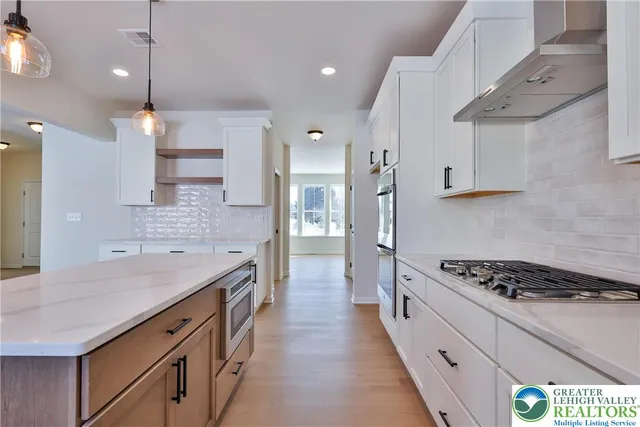 $729,900 | 353 Abby Road, Unit LOT 40, Macungie, PA 18062