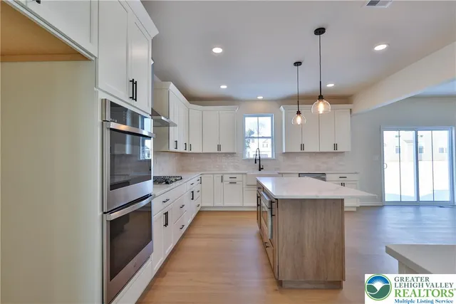 $729,900 | 353 Abby Road, Unit LOT 40, Macungie, PA 18062