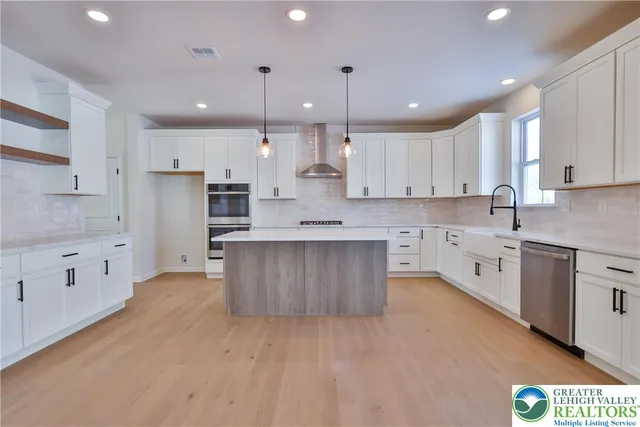 $729,900 | 353 Abby Road, Unit LOT 40, Macungie, PA 18062