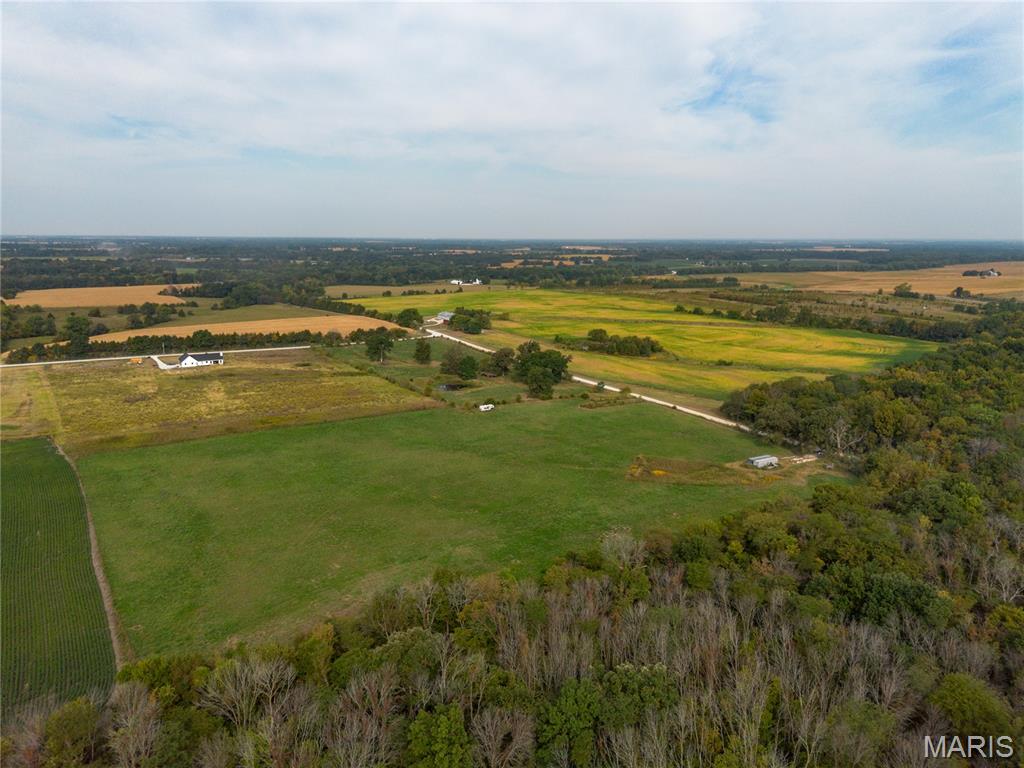 422 Hickory Wood Road Jonesburg, MO 63351 - Photo 3 of 23