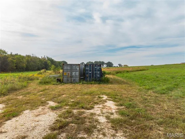 $280,000 | 422 Hickory Wood Road, Jonesburg, MO 63351