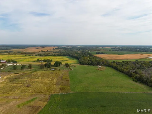 $280,000 | 422 Hickory Wood Road, Jonesburg, MO 63351