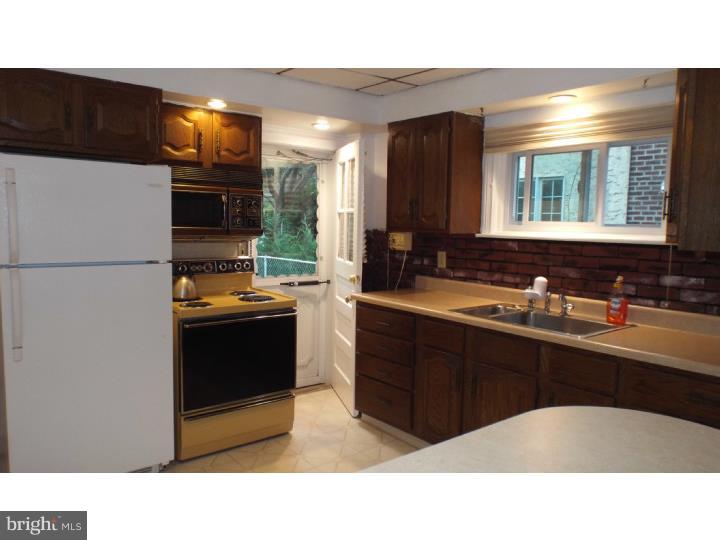 536 Achille Road Havertown, PA 19083 - Photo 6 of 21 Kitchen