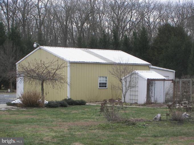 24930 Dukes Road Greensboro, MD 21639 - Photo 15 of 20 Garage 2