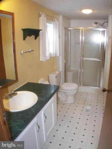 24930 Dukes Road Greensboro, MD 21639 - Photo 5 of 20 Master Bath