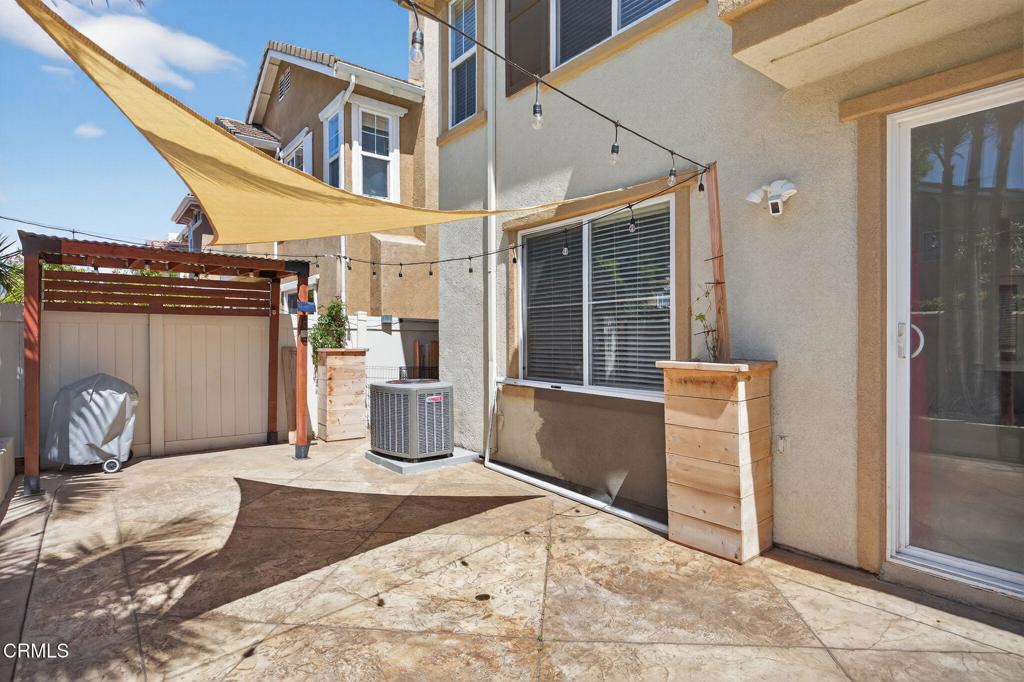 5331 Davidson Drive Oxnard, CA 93033 - Photo 32 of 38 a view of a house with tub and windows