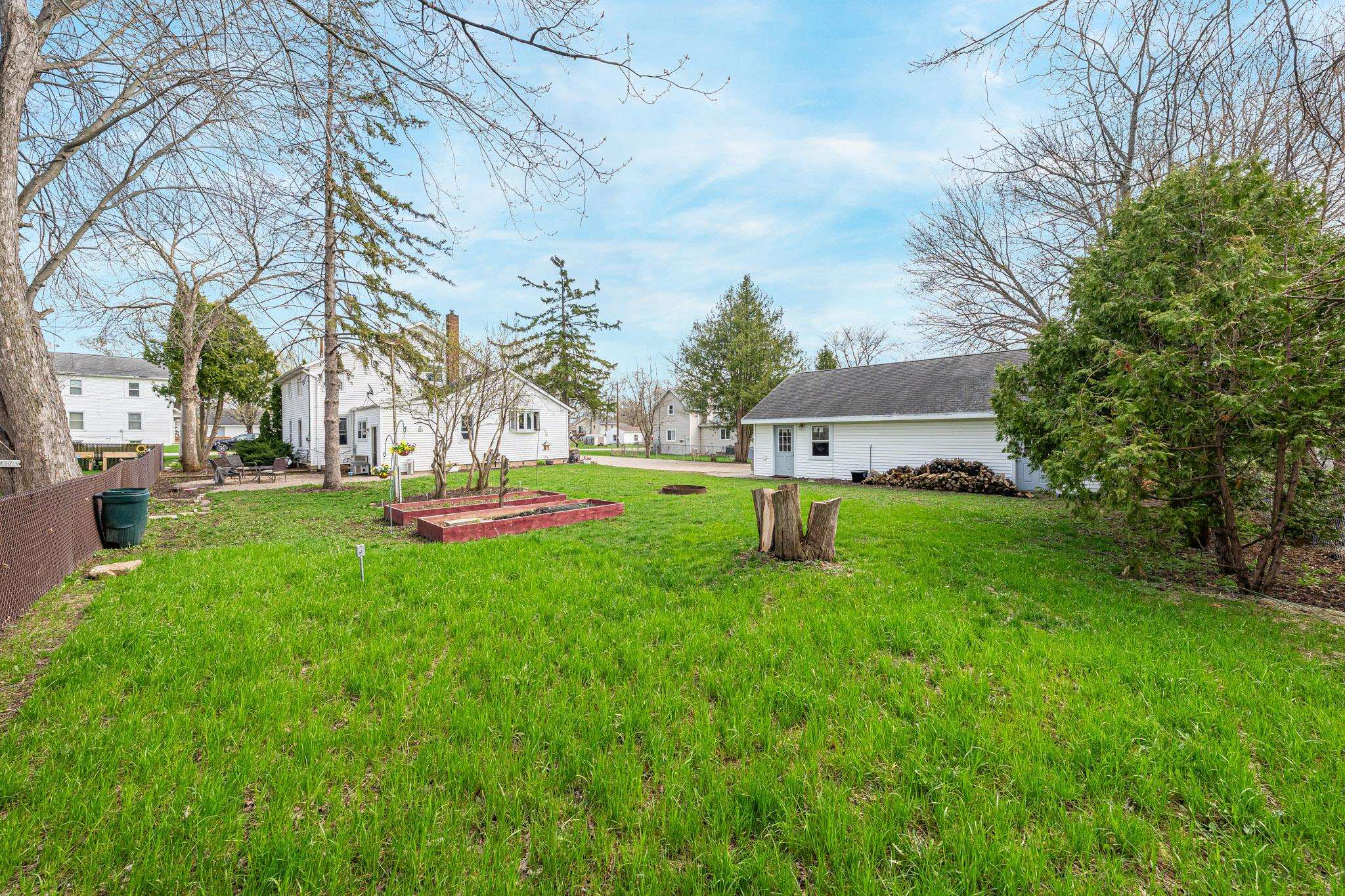 210 South 4th Street Winneconne, WI 54986 - Photo 41 of 46