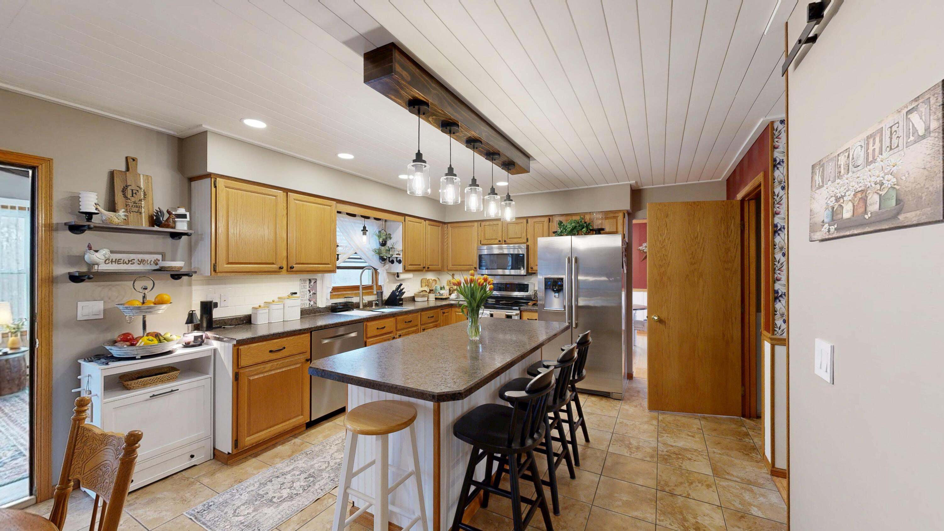 1333 Ridgewood Drive Winona, MN 55987 - Photo 11 of 69 Kitchen