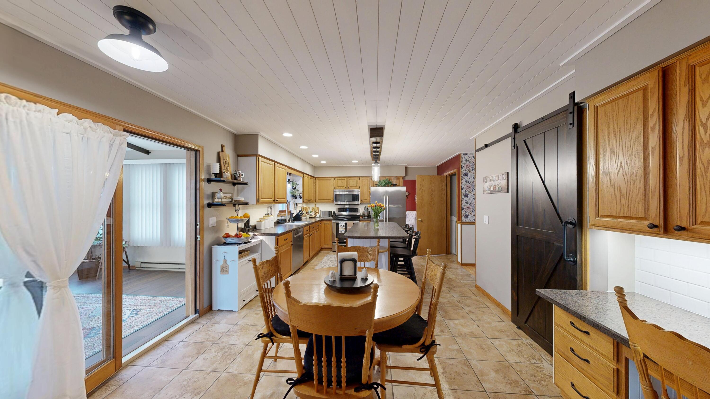 1333 Ridgewood Drive Winona, MN 55987 - Photo 12 of 69 Kitchen