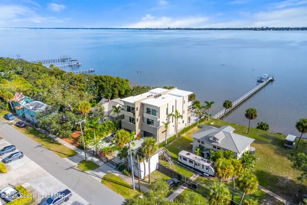 $1,795,000 | 1809 Riverview Drive, Melbourne, FL 32901