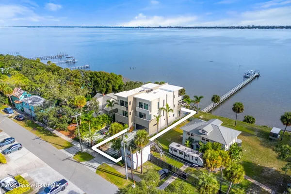 $1,795,000 | 1809 Riverview Drive, Melbourne, FL 32901
