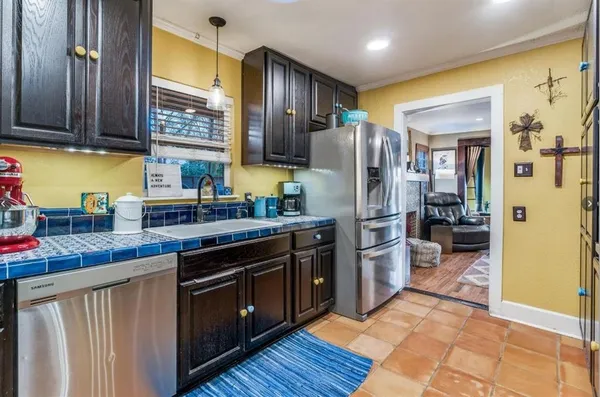 $3,300 | 9235 East Lake Highlands Drive, Dallas, TX 75218