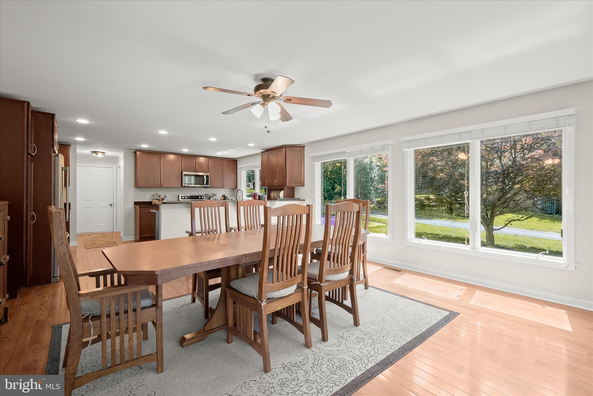 13356 Triadelphia Road Ellicott City, MD 21042 - Photo 28 of 73 Breakfast Room