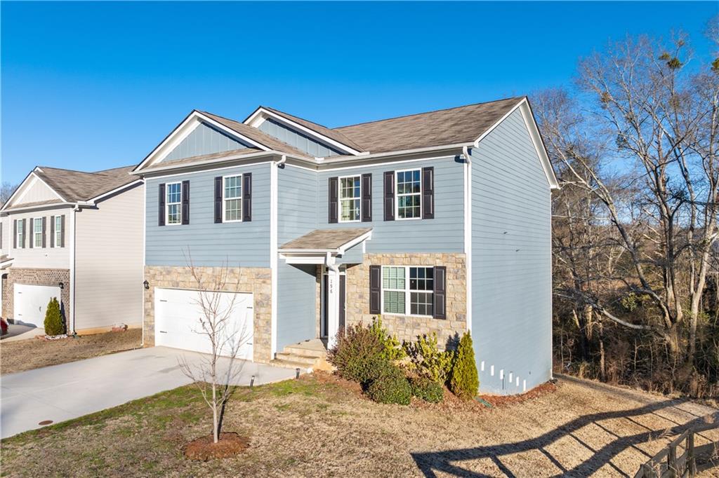 196 Embry Boulevard Pendergrass, GA 30567 - Photo 2 of 36