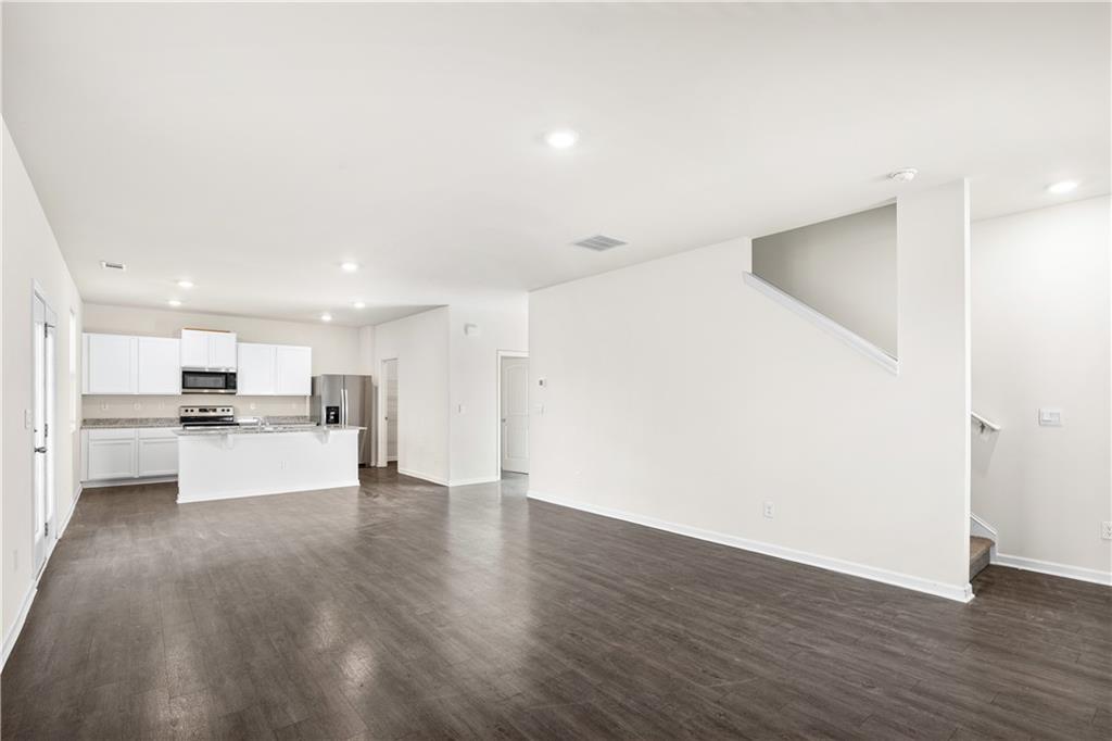 196 Embry Boulevard Pendergrass, GA 30567 - Photo 8 of 36