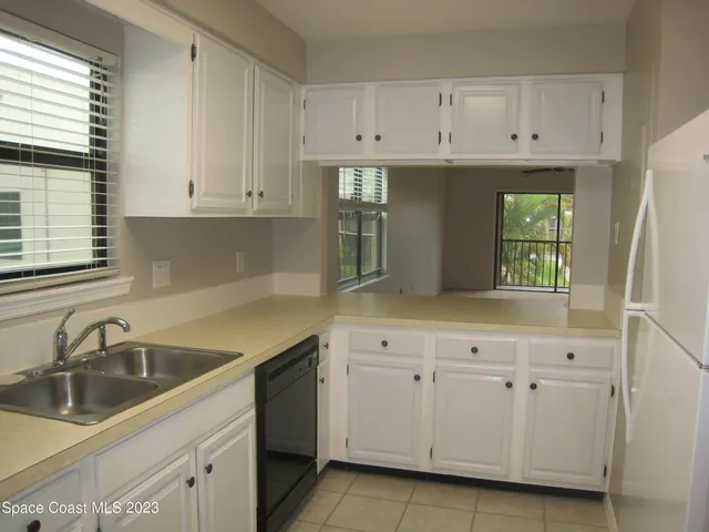 $1,700 | 201 International Drive, Unit 326, Cape Canaveral, FL 32920