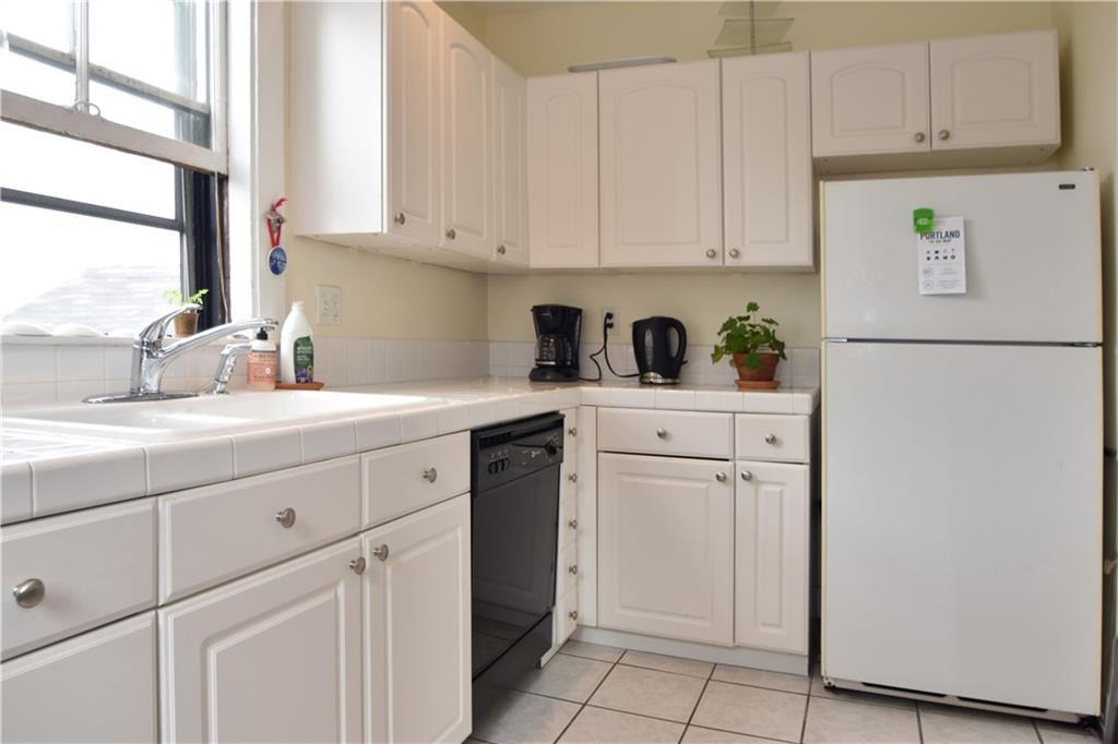 23 Pine Street, Unit 3 Portland, ME 04102 - Photo 8 of 25 Photo