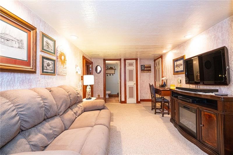 1171 Rte 908 Natrona Heights, PA 15065 - Photo 16 of 24 Gallery Image 16