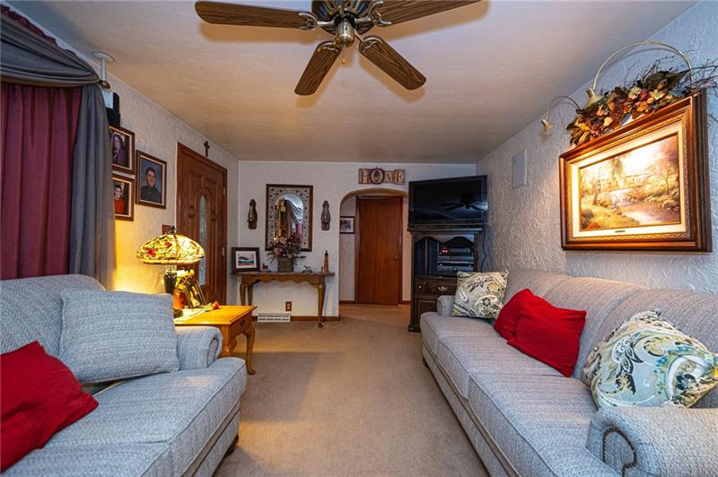 1171 Rte 908 Natrona Heights, PA 15065 - Photo 5 of 24 Gallery Image 5